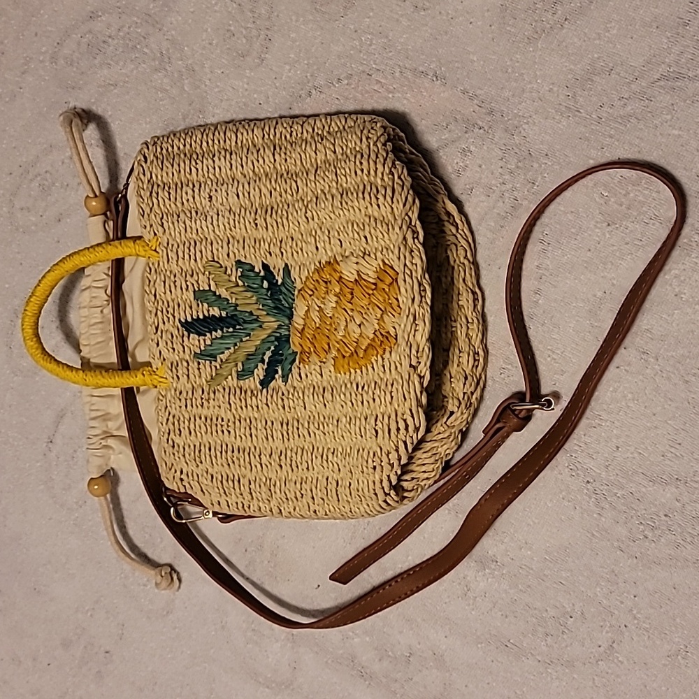 Straw Studios Pineapple Embroidered Crossbodyhand… - image 1